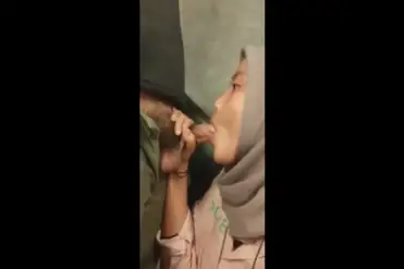 Jilbab Nakal Turuti Syarat Ekstrim Demi Cuan Luber